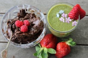 Fudge frosting and raspberries & Strawberry Green Smoothie